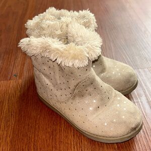 CAT & JACK FUR BOOTS WITH SEQUINS